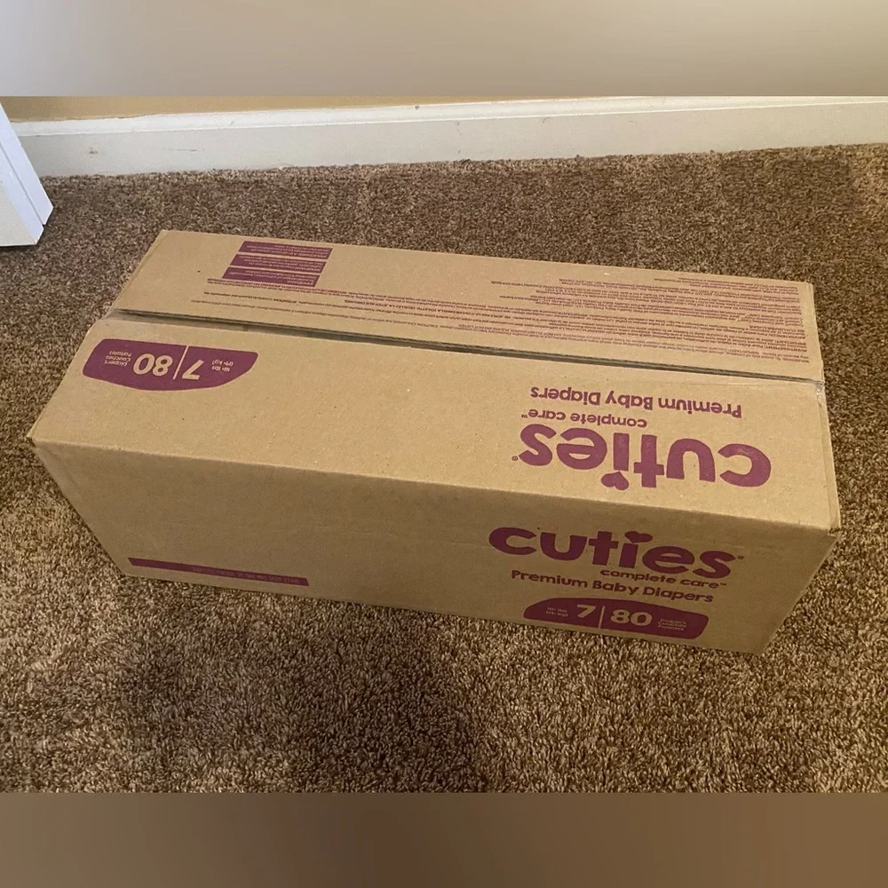 Size 7 Cuties Diaper - Picture 1 of 3